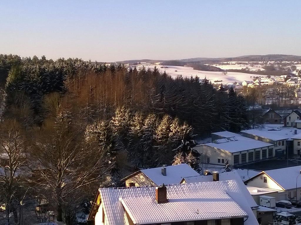 Charming Apartment In Gerolstein Germany With Large Verandah Extérieur photo